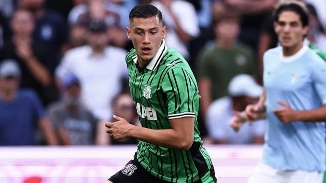 Jay Idzes dan Sassuolo: Pemain Indonesia yang Membuat Sejarah di Serie A