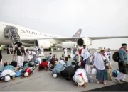 Jemaah Haji Kloter Pertama dari Berbagai Embarkasi Tiba di Tanah Air