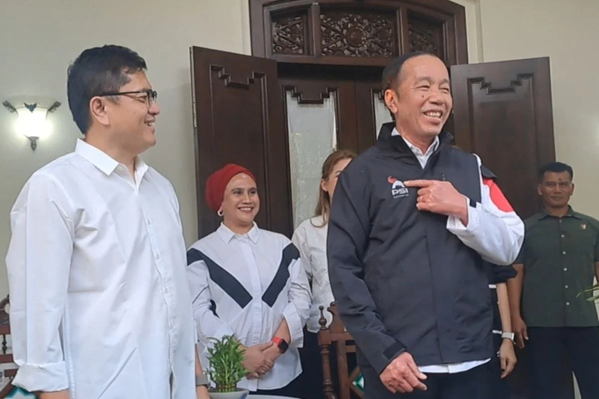 Joko Widodo Siap Gabung PSI, NTT Jadi Kandang Gajah Baru?
