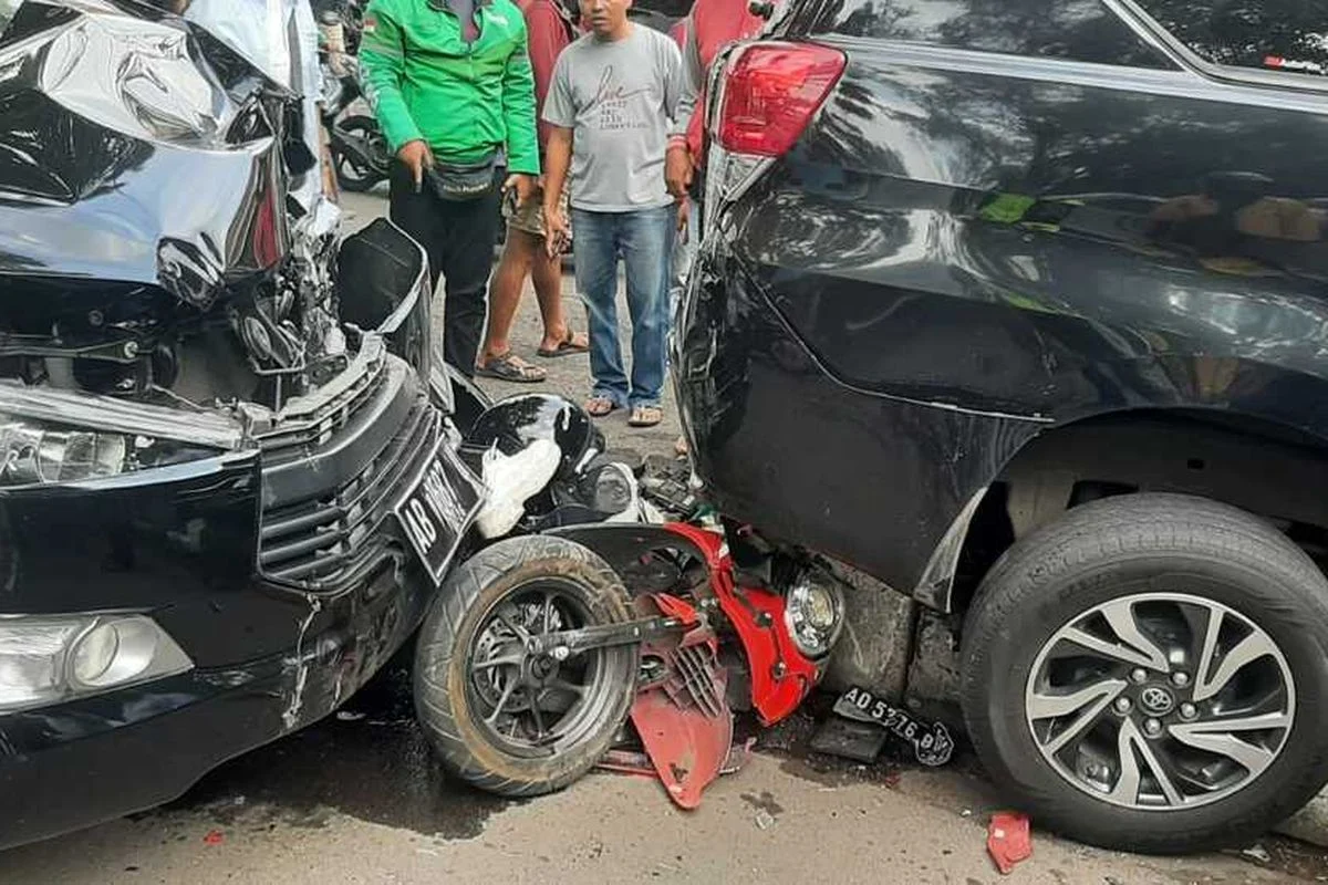 Kecelakaan Lalu Lintas dan Kasus Haji: Gus Hilman dan Berita Terkini