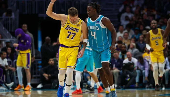 Lakers vs Oklahoma City Thunder: Pertarungan Sengit di NBA