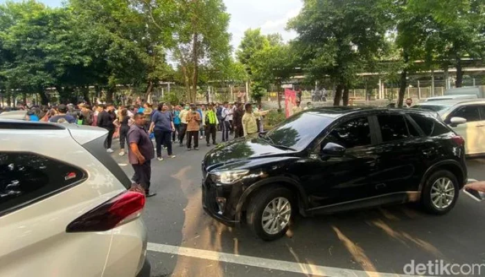 Lenteng Agung Jadi Sorotan: Dari Perbaikan Jalan Hingga Aksi Mahasiswa