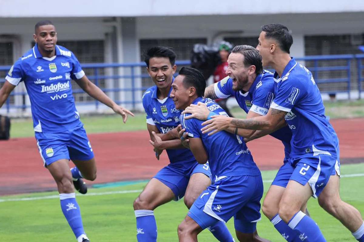 Luka Menalo, Pemain Asing yang Siap Berseragam Persib Bandung
