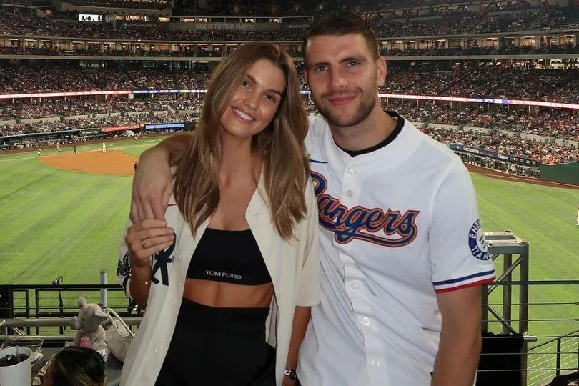 Maarten Paes dan Luna Bijl: Cinta di Atas Lapangan dan Dalam Dunia Sepak Bola