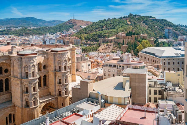 Malaga, Kota yang Menarik di Spanyol