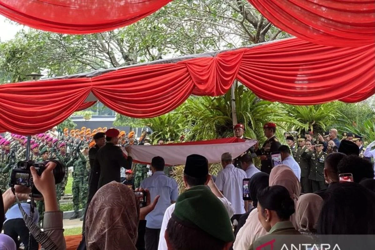 Mantan Menteri Pertahanan Ryamizard Ryacudu Dimakamkan Secara Militer di TMP Kalibata