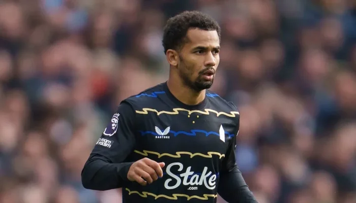 Masa Depan Iliman Ndiaye di Everton: Harus Dijual atau Dipertahankan?