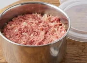 Mengawetkan Daging Kurban dengan Metode Kornet Rumahan, Praktis dan Lezat