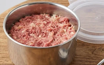 Mengawetkan Daging Kurban dengan Metode Kornet Rumahan, Praktis dan Lezat