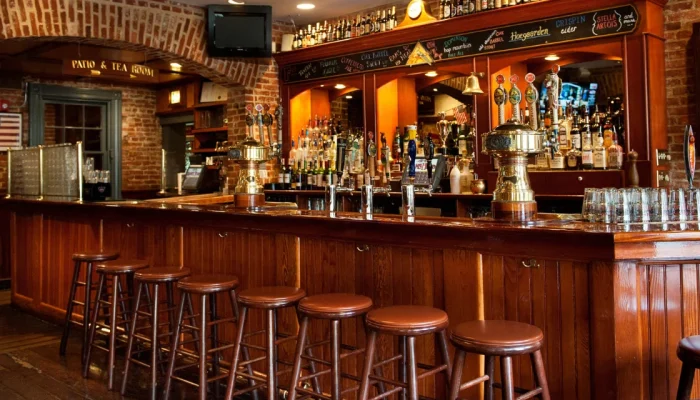 Mengenal Dunia Timber: Dari Pub Irlandia Hingga Cooperage Tasmania