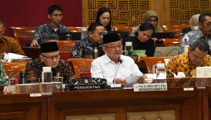 Mensos Gus Ipul Usulkan Tambahan Anggaran Rp 22,49 Triliun untuk Bansos dan Sekolah Rakyat
