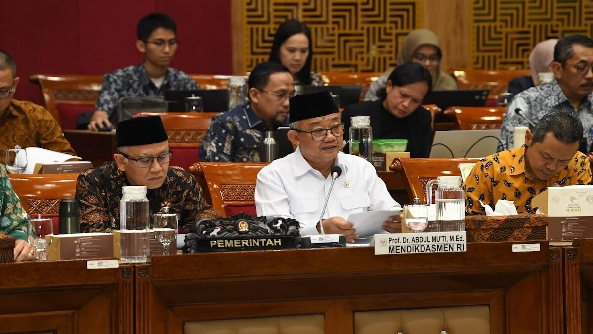 Mensos Gus Ipul Usulkan Tambahan Anggaran Rp 22,49 Triliun untuk Bansos dan Sekolah Rakyat