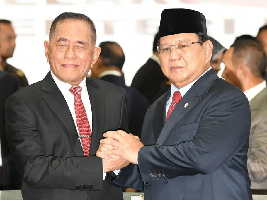 Menteri Pertahanan RI Membuat Penghormatan Terakhir untuk Jenderal TNI (Purn) Ryamizard Ryacudu