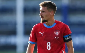 Michal Sadílek: Bintang Timnas Republik Ceko yang Menyanyarkan Harapan