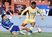 Persib Bandung Siap Menghadapi PSIM Yogyakarta di BRI Super League 2026/2027