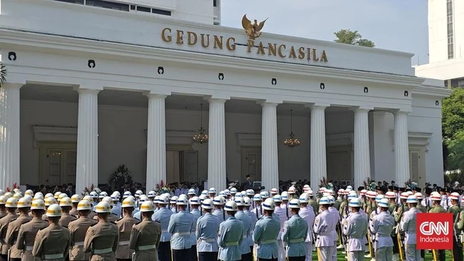 Prabowo Subianto Memimpin Upacara Hari Lahir Pancasila di Gedung Pancasila
