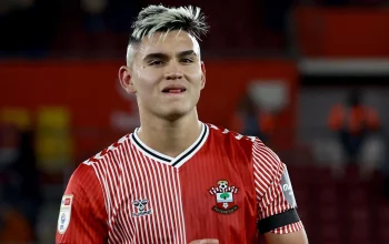 River Plate Incar Pemain Muda Everton, Carlos Alcaraz