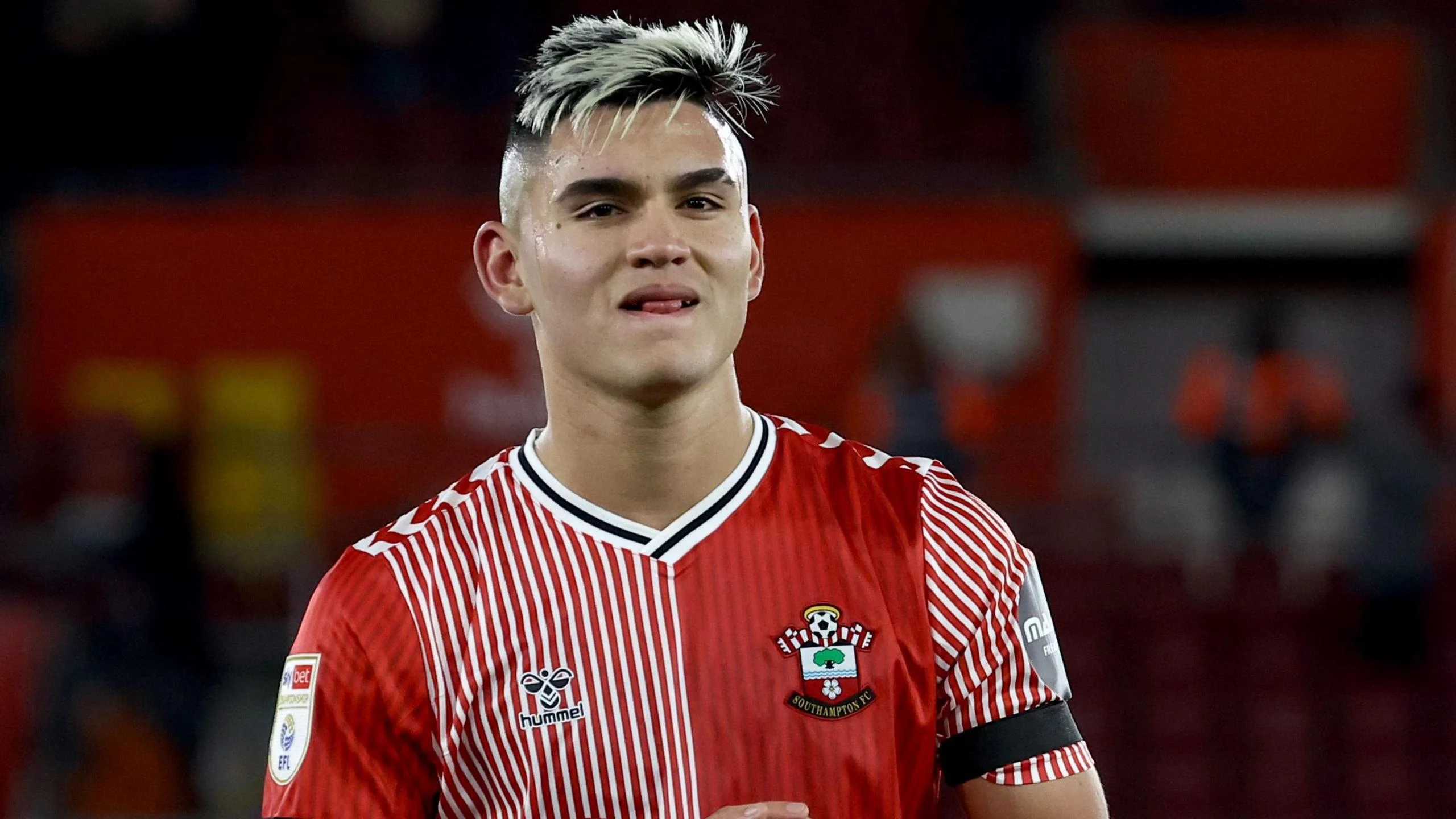 River Plate Incar Pemain Muda Everton, Carlos Alcaraz