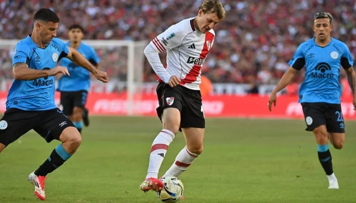 River Plate vs Blooming: Dua Tim yang Bertarung di Tengah Kondisi Alam yang Ekstrem