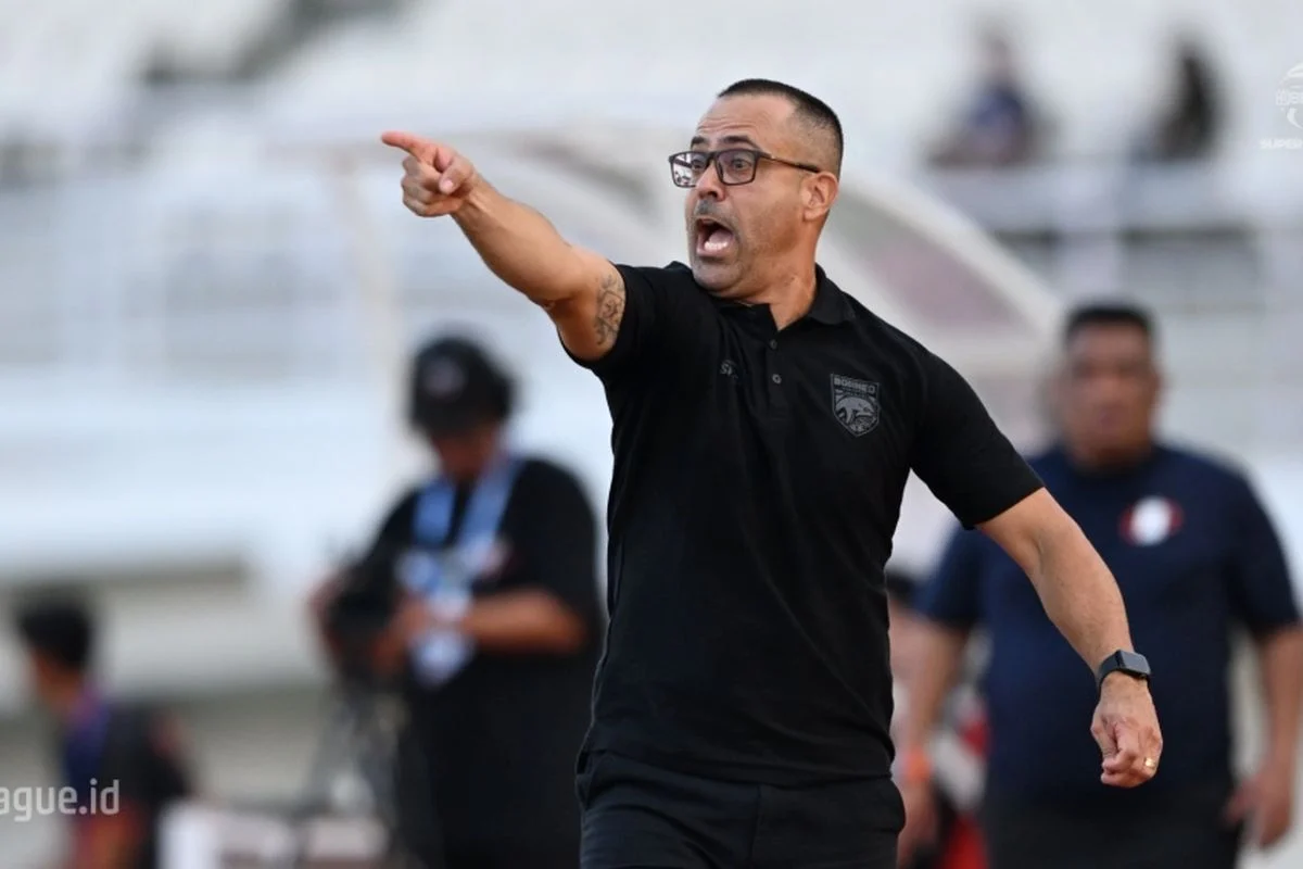 Semen Padang Siap Hadapi Borneo FC di Samarinda, Meskipun Tanpa Pelatih Fabio Lefundes