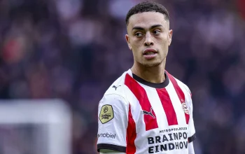 Sergiño Dest Siap Tinggalkan PSV dan Sukses di Bayer Leverkusen