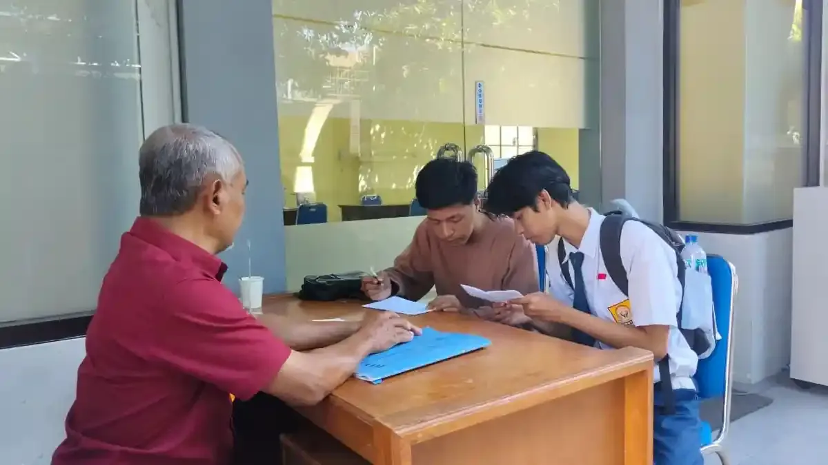 SPMB Jatim 2026: Isu Hilangnya Ribuan Kursi SMP Negeri Dibantah Dikbud Sidoarjo