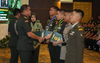Teddy Indra Wijaya Dinobatkan sebagai Penulis Taskap Terbaik di Seskoad 2026