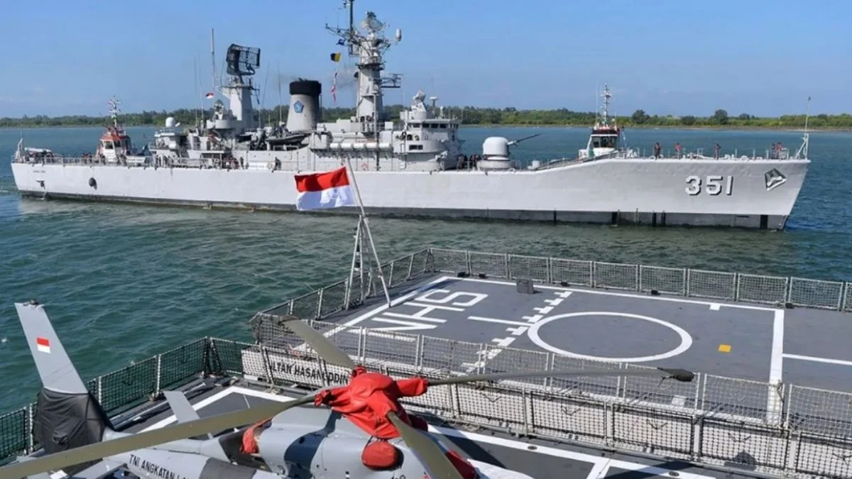 Tentara Nasional Indonesia: Profil Trenggono dan Kapal Induk Garibaldi
