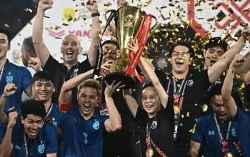 Theerathon Bunmathan: Pemain Thailand Bisa Sukses Di J.League