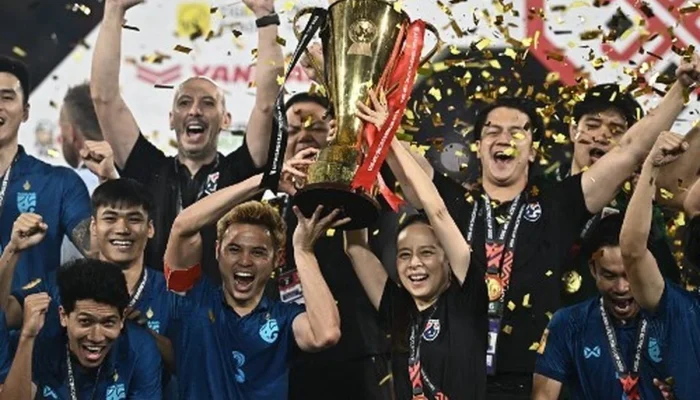 Theerathon Bunmathan: Pemain Thailand Bisa Sukses Di J.League
