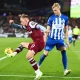 Tottenham Tawarkan £70 Juta untuk Jan Paul van Hecke, Bek Muda Brighton