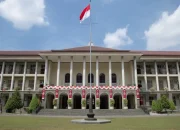 Universitas Gadjah Mada (UGM): Pusat Kegiatan Akademik dan Inovasi