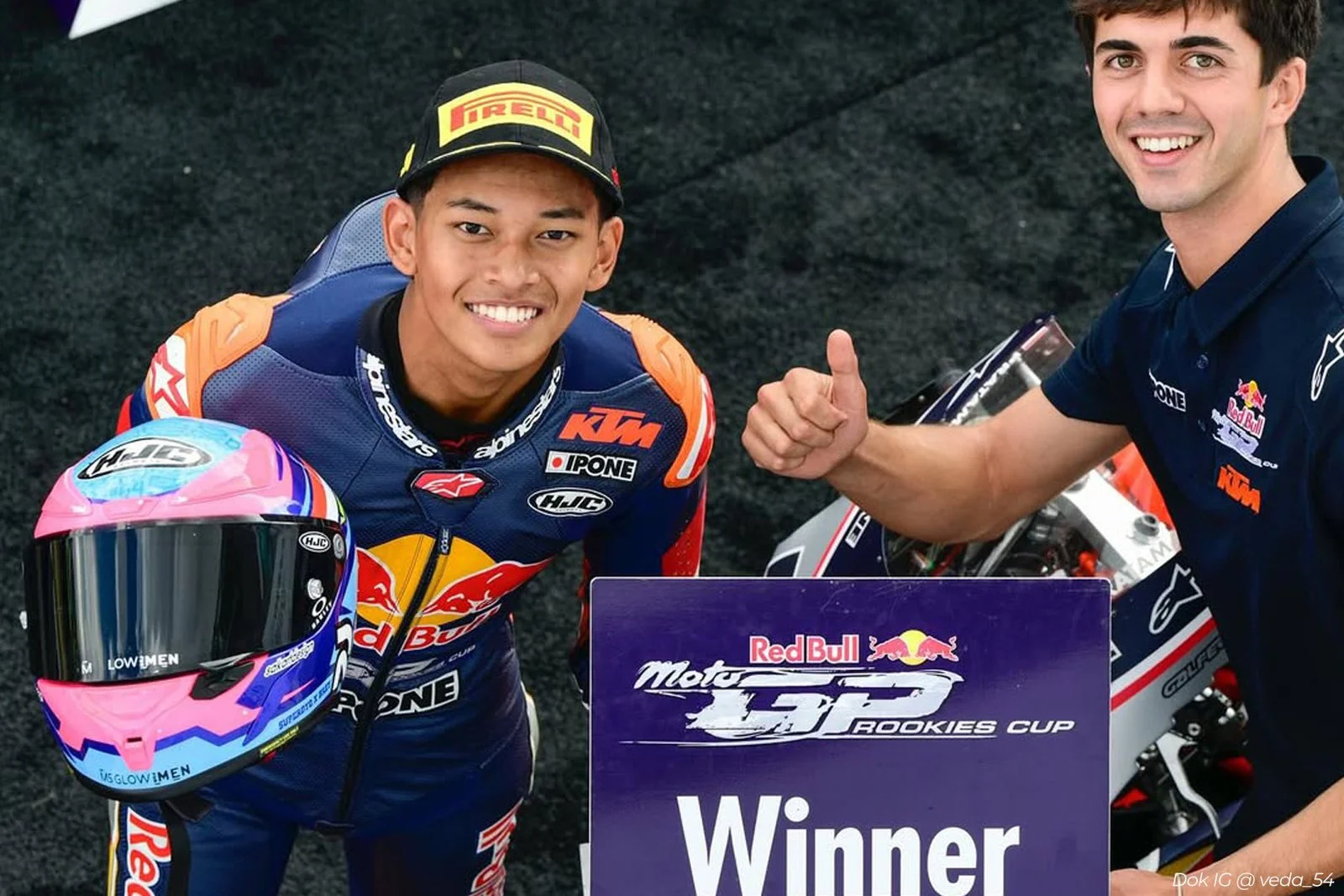 Veda Ega Pratama Ukir Sejarah di Red Bull Rookies Cup dan Moto3