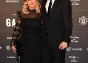 Victor Lindelof dan Istri Maja Menari di Dallas, Sementara Swedia Lolos ke Babak 32 Besar Piala Dunia