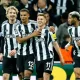 Víctor Muñoz Menghadapi Cederanya, Newcastle Kembali Mencari Pemain