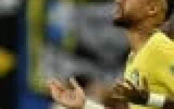 Vozinha, Sang Kiper Cape Verde yang Menjadi Sorotan Dunia