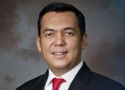 Wakil Menteri Imigrasi Silmy Karim Menyerahkan Diri ke KPK Setelah Dicari