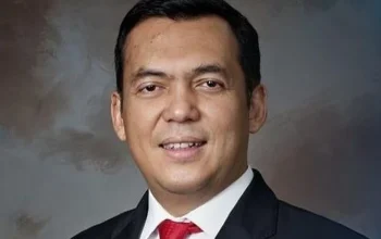 Wakil Menteri Imigrasi Silmy Karim Menyerahkan Diri ke KPK Setelah Dicari