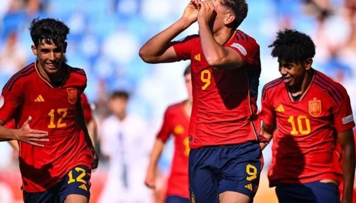 Yéremy Pino: Bintang Muda Sepak Bola Spanyol yang Siap Menghebohkan Dunia