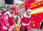 20 Detik yang Mengguncang: Dari Kebakaran Hingga Pemakaman Massal