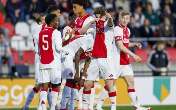 Ajax vs Bochum: Pertandingan Persahabatan yang Penuh Aksi