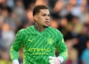 Andrey Santos Resmi Bergabung dengan Manchester United, Ederson Masih Tanda Tanya