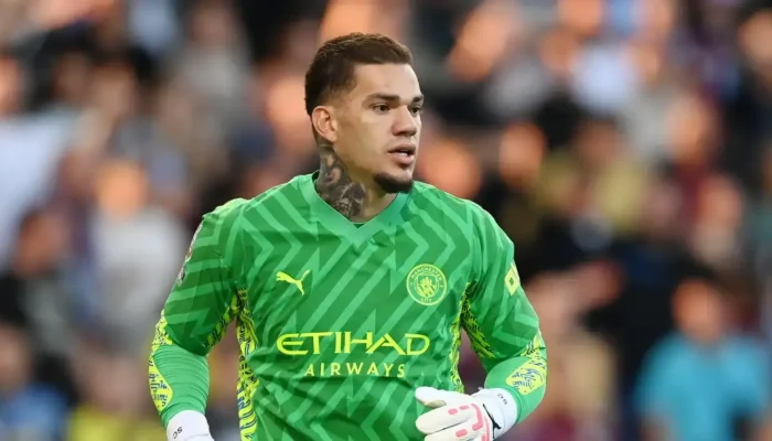 Andrey Santos Resmi Bergabung dengan Manchester United, Ederson Masih Tanda Tanya