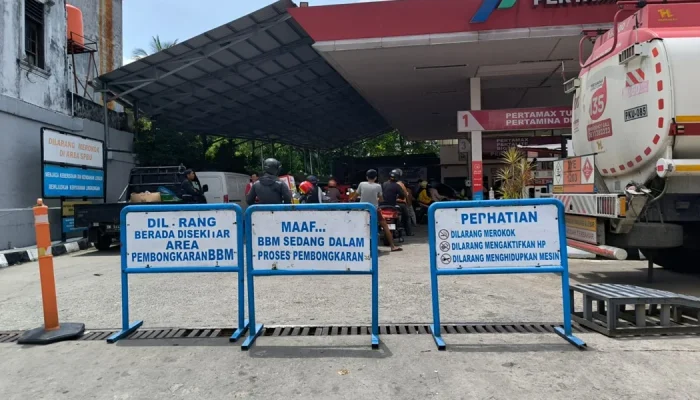 Antrean BBM Subsidi Meluas, Pemerintah Diminta untuk Memperhatikan Stok Solar