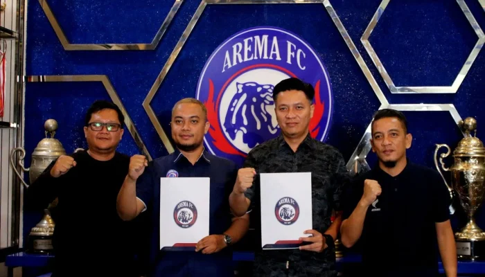 Arema FC Siap Untuk Musim Baru: Alfeandra Dewangga dan Robi Darwis Bergabung