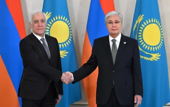 Armenia dan Kazakhstan di Tengah Persaingan Ekonomi dan Politik