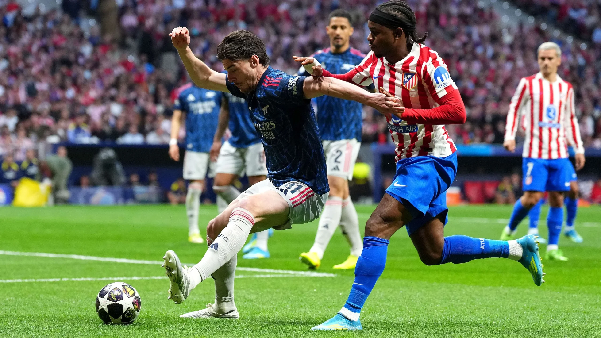 Arsenal dan Atlético Madrid Berebut Pemain Bintang