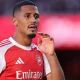 Barcelona Incar William Saliba dengan Harga €150 Juta