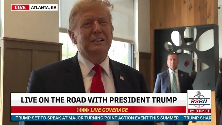 Berita Terkini: Trump, Proyek Jalan, dan Chick-fil-A