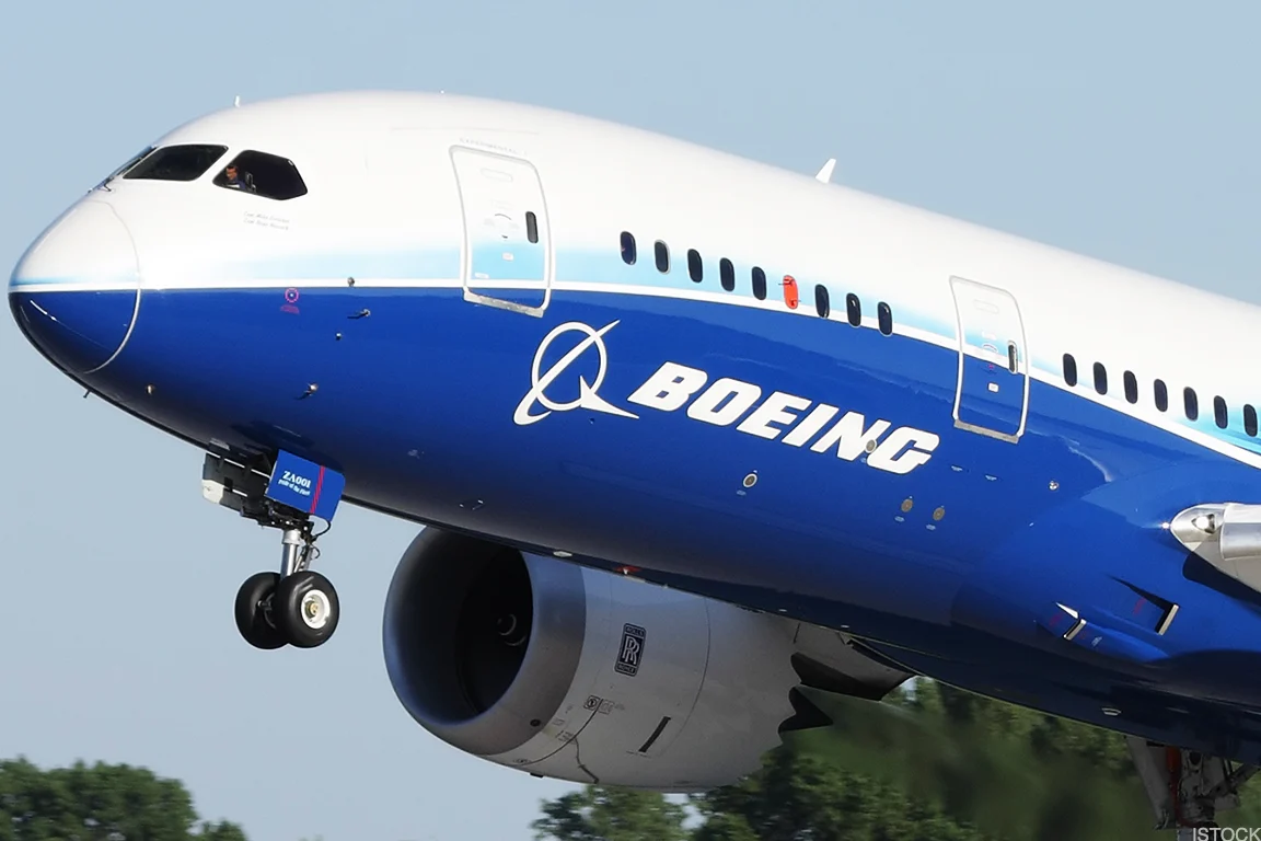 Boeing 737 Kembali Memproduksi, Setelah Insiden Mengejutkan di Udara